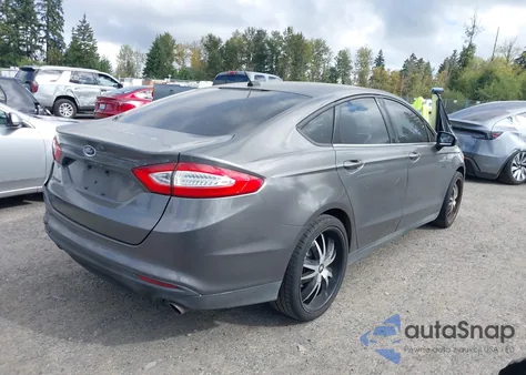2013 Ford Fusion S z USA, uszkodzony, nr VIN 3FA6P0G72DR338553
